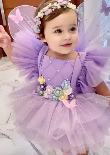 Roupa de Borboletinha completa NUNCA USADA!