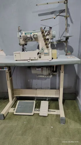 Máquina de costura
