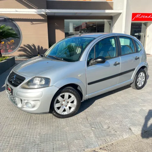 Citroen C3 GLX 1.4/ GLX Sonora 1.4 Flex 8V 5P 2012
