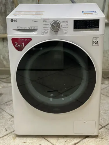 Lava e seca LG 11 KG CV50 com wifi e inteligência artificial 