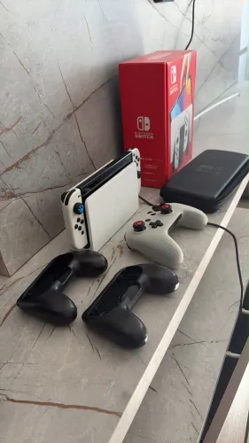 Nintendo Switch Oled 64gb