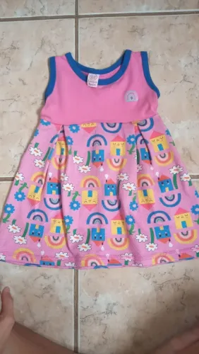 Vendo vestidos infantis 