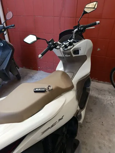 PCX DLX 2019 - Excelente estado | Baixa km