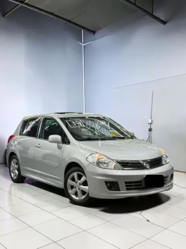 Nissan Tiida SL 1.8/1.8 Flex 16V Mec. 2013