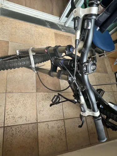 Mountain bike downhill khs DH-003 full Suspension ,kit Shimano DEORE!! 