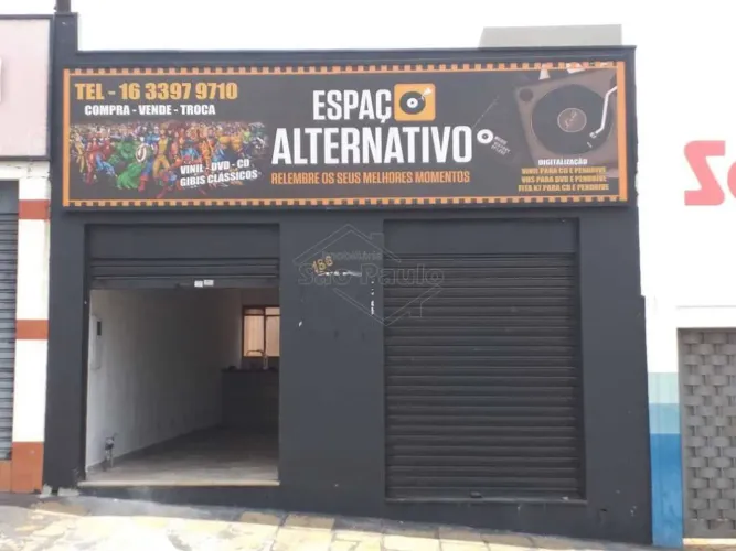 Locação de Comercial / Salão na cidade de Araraquara