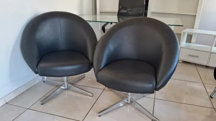 Poltronas giratórias 