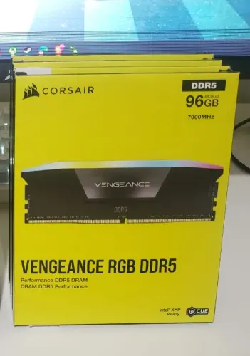 Memória Ram Corsair Vengeance 2x48gb 7000Mhz CL40 Lacrado