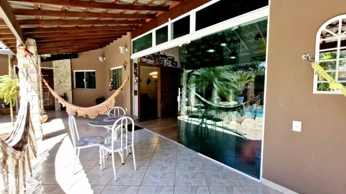 Casa para venda em Vila Mazzei com 4 quartos, sendo 1 suíte, 285m²