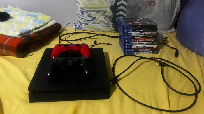 PS4 Slim 1TB + 2 Controles Originais + 9 Jogos Mídia Física - Pronto para Jogar