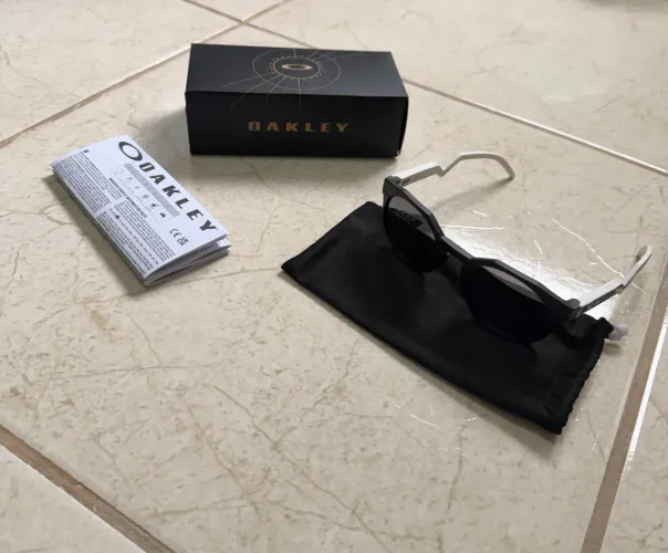 Óculos Oakley
