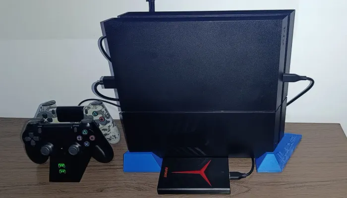 Vendo PS4 500GB impecável