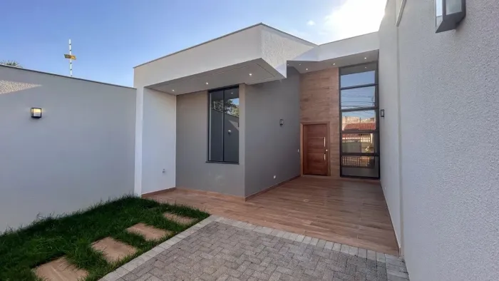 JARDIM BURLE MAX - R$ 890.000 - Casa à venda, 3 Quartos (1 Suíte), 139m², 2 Vagas, Jardim 
