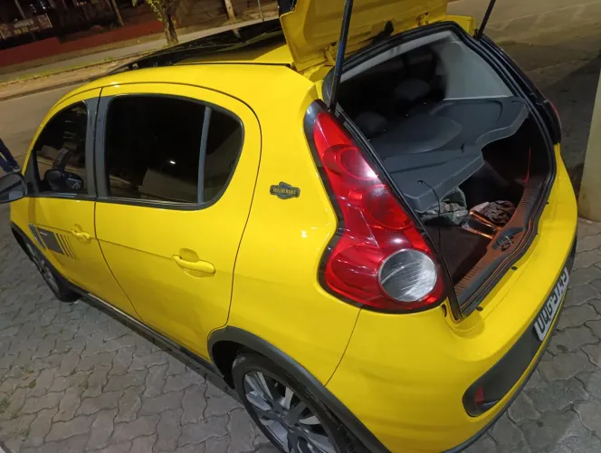 Fiat Palio Sporting 1.6 Flex 16V 5P 2014