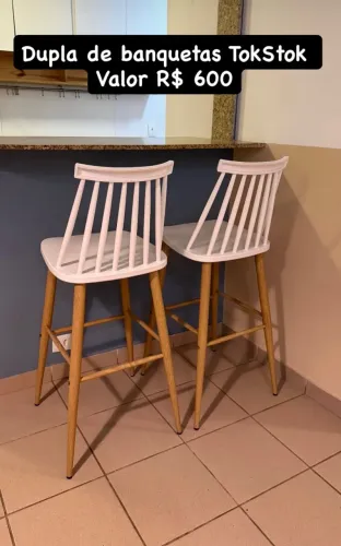 Par de banquetas