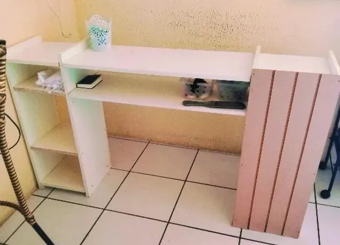 Mesa de fazer unha 