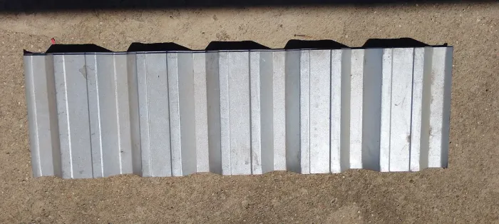 Vendo saia de telha galvanizada para terraço