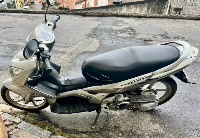 Vendo moto automática