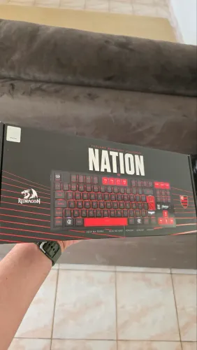 TECLADO MECANICO REDRAGON FLAMENGO NATION, SWITCH MARROM, PRETO E VERMELHO, FL576