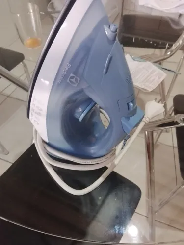 Vendo ferro de passar roupa