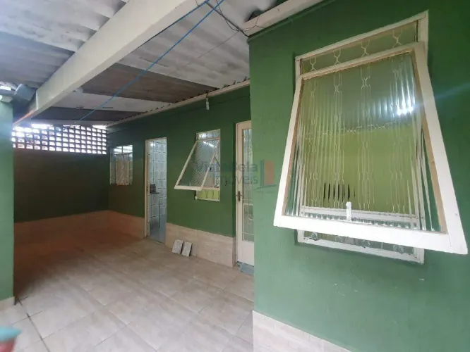 Casa para LOCAÇÃO de 1 dormitório no parque Santo Antônio em Taubaté -SP