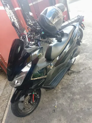 Vendo Moto PCX Preta 2016