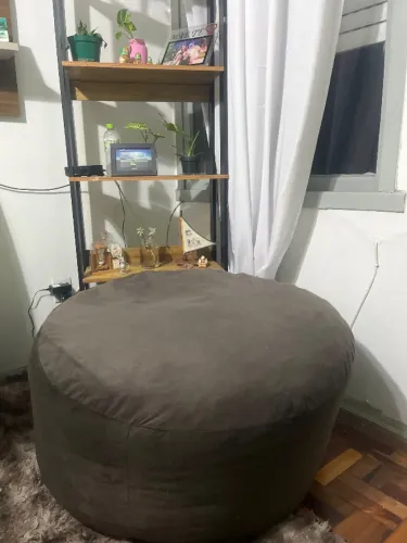 Puff Marrom para sala/quarto