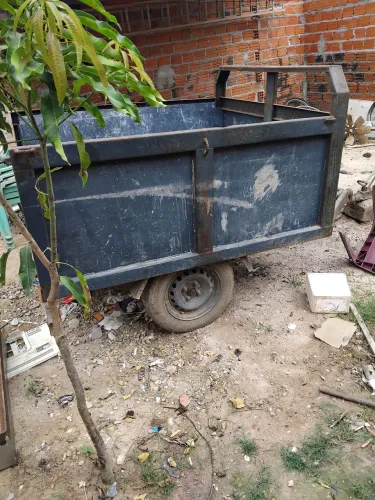 Vendo carrocinha reforçada 