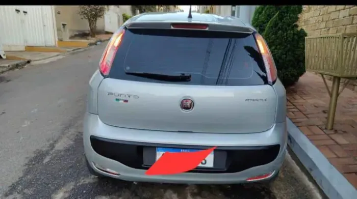 Fiat Punto Attractive 1.4 Fire Flex 8V 5P 2014