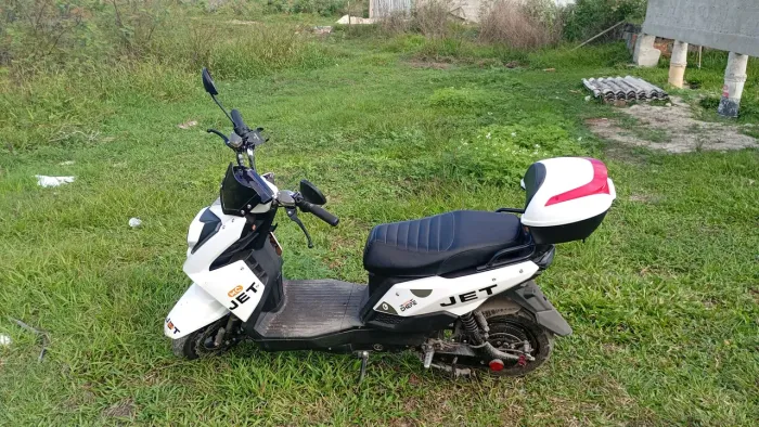 Vendo Moto Elétrica