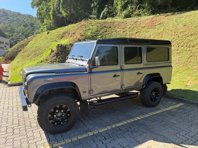 Land Rover Defender 110 TDI SW Diesel 2006