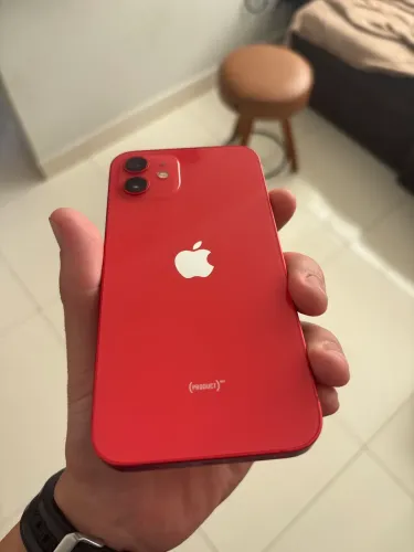 iPhone 12 usado