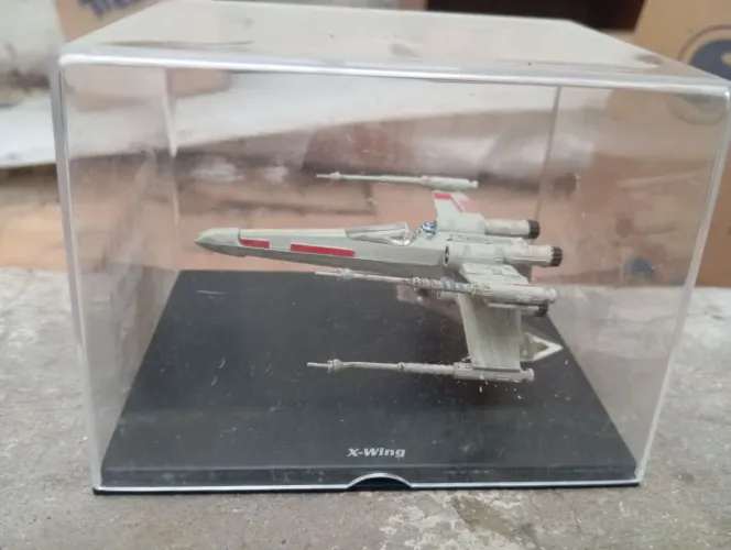 Star wars x wing planeta deagostini nave