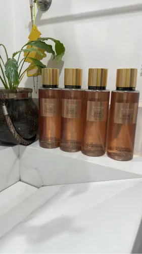 Body splash Victoria secrets 