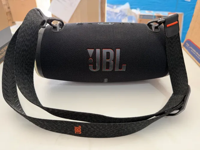 Caixa de som JBL Xtreme 3