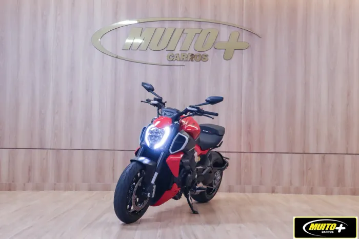 Ducati DIAVEL 1198 168 cc