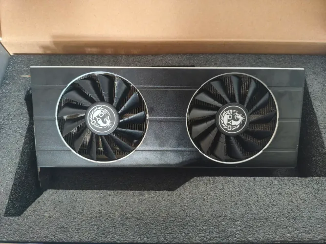 PLACA DE VIDEO 5700 XT