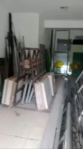 VENDE-SE! Ponta de estoque de box e vidros temperados
