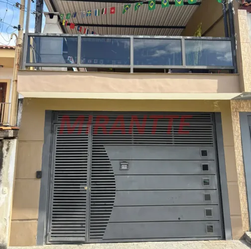 Sobrado de 78m² com 2 quartos em Vila Carbone