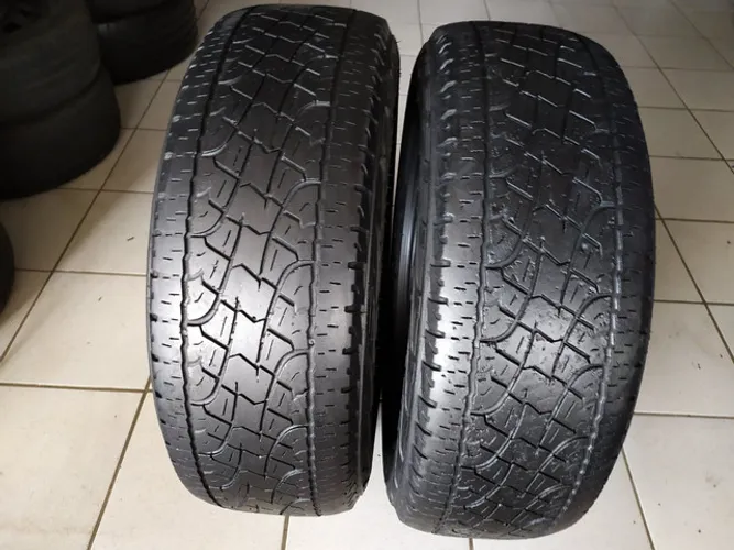 Douis pneus 255 65 17 pirreli Scorpion