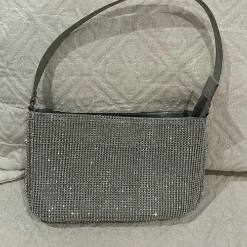 bolsa com brilhos prata