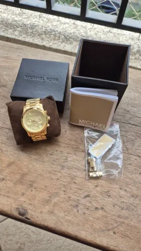 Relógio Michael Kors Feminino Dourado mk5055