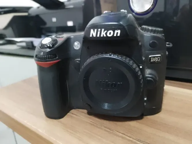 Nikon D80