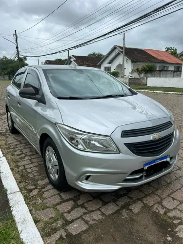 Chevrolet Onix JOY Hatch 1.0 8V Flex Mec. 4P 2017