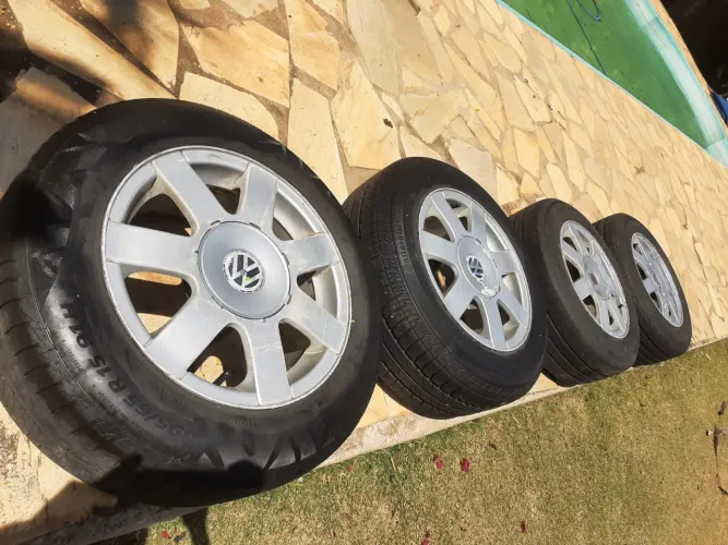 Jogo de rodas passat Wolks