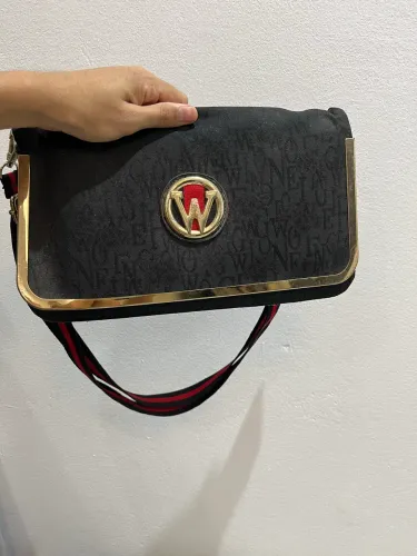 Bolsa feminina ( preta )