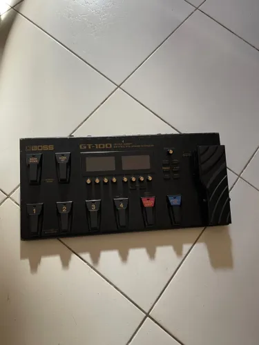 Boss GT-100
