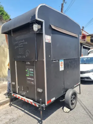 TRAILER DE LANCHES 