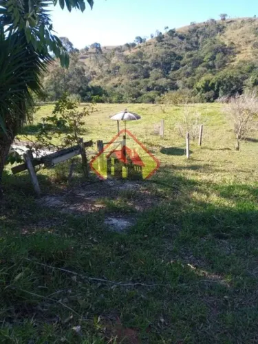 Sítio a venda em São Luiz do Paraitinga, 100% tratoravel. Em excelente localização.