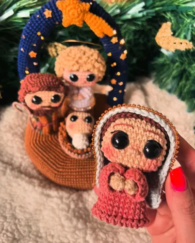 Presépio de Amigurumi Artesanal Feito à Mão Sagrada Família Decoração Crochê Moderno